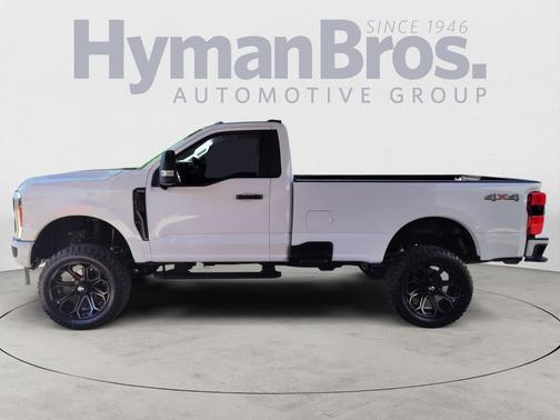 Oxford White 2023 Ford F-250 XL