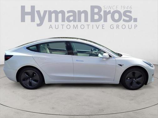 2020 Tesla Model 3 Standard Range