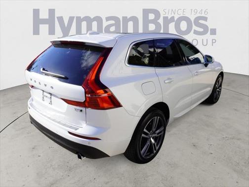 2021 Volvo XC60 T5 Momentum
