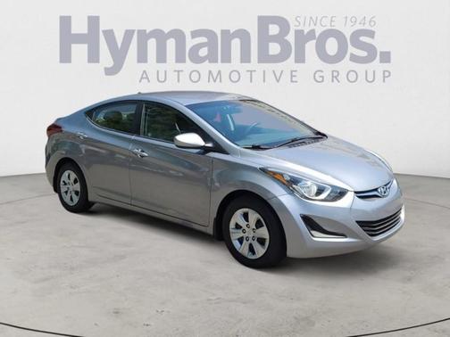 Shale Gray Metallic 2016 Hyundai ELANTRA SE