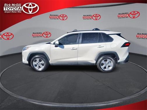 2025 Toyota RAV4 Hybrid XLE