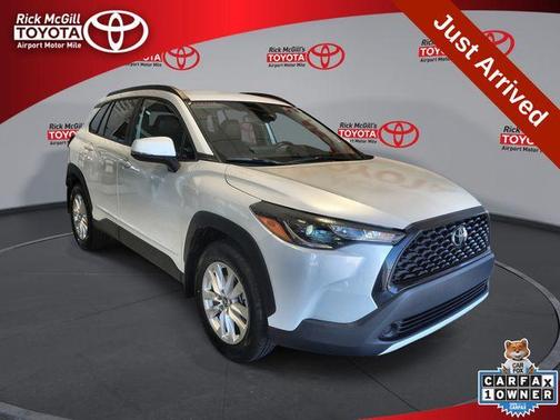 Wind Chill Pearl 2024 Toyota Corolla Cross LE