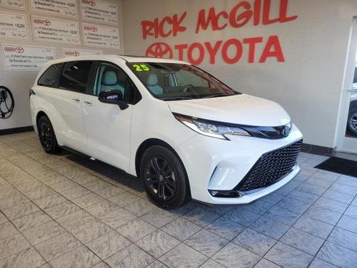 2025 Toyota Sienna XSE 7 Passenger
