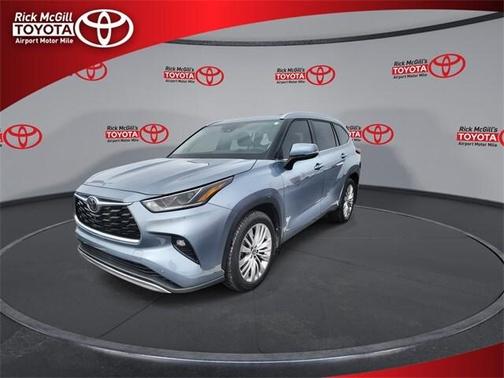 2022 Toyota Highlander Platinum