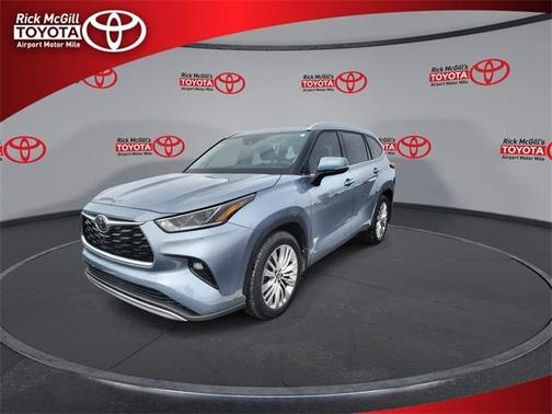 2022 Toyota Highlander Platinum