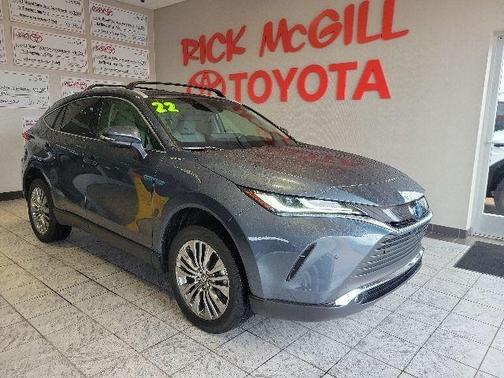Coastal Gray Metallic 2022 Toyota Venza Limited