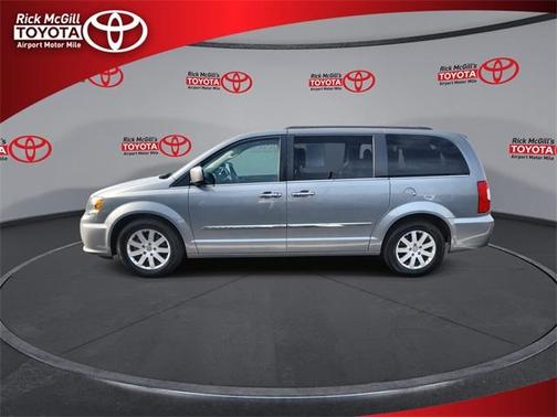 2015 Chrysler Town & Country Touring