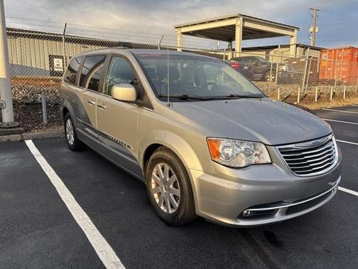 2015 Chrysler Town & Country Touring