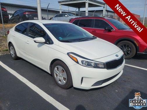 Clear White 2018 Kia Forte LX