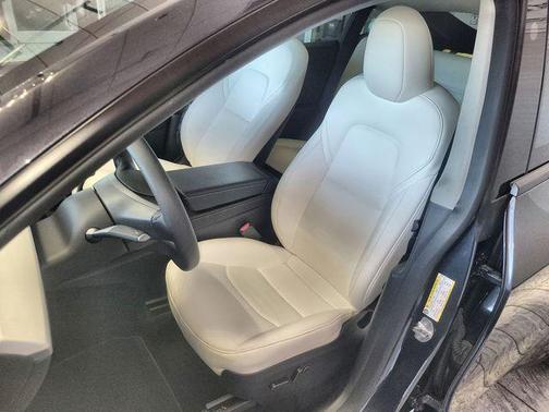 Stealth Gray 2024 Tesla Model Y Long Range