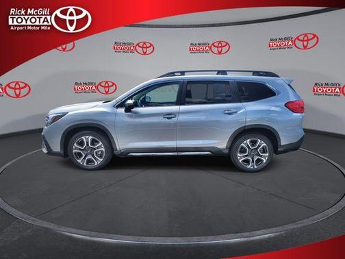 Ice Silver Metallic 2023 Subaru Ascent Limited 8-Passenger