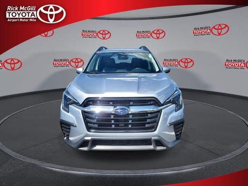 Ice Silver Metallic 2023 Subaru Ascent Limited 8-Passenger
