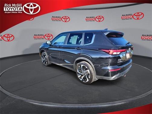 2022 Mitsubishi Outlander ES