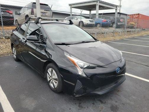 2016 Toyota Prius Three