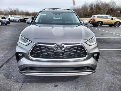 2026 Toyota Highlander Hybrid Platinum