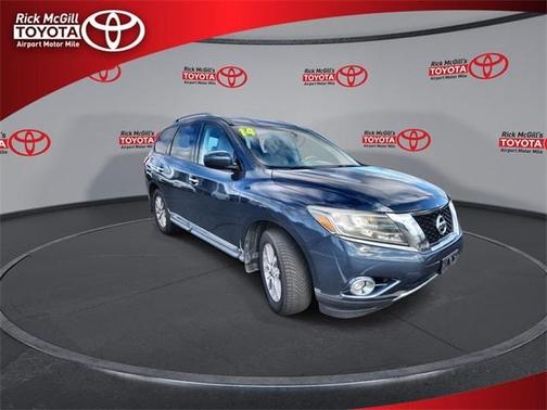 2014 Nissan Pathfinder SL