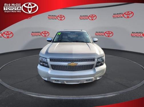 White Diamond Tri-Coat 2014 Chevrolet Suburban 1500 LTZ