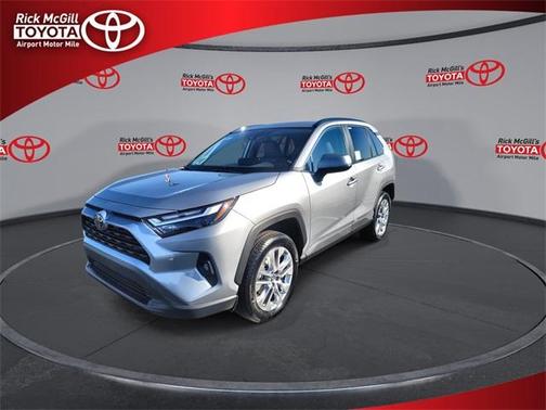 2025 Toyota RAV4 XLE Premium