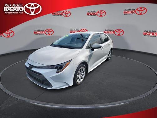 Ice 2024 Toyota Corolla LE