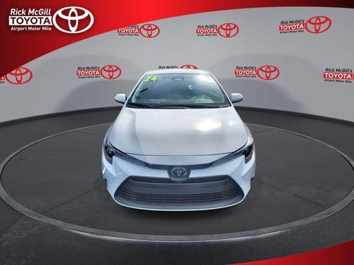 Ice 2024 Toyota Corolla LE