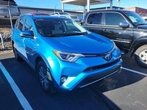 2017 Toyota RAV4 Hybrid XLE