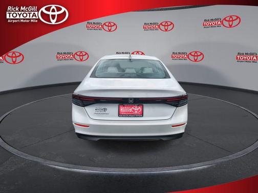 Platinum White Pearl 2023 Honda Accord LX