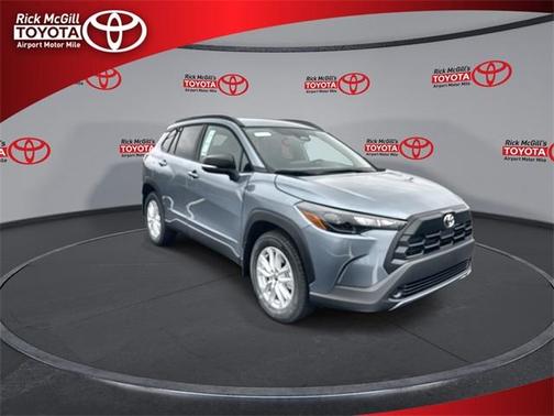 2026 Toyota Corolla Cross LE