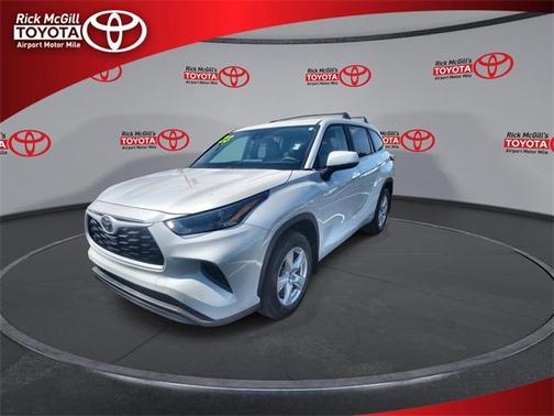 2023 Toyota Highlander LE