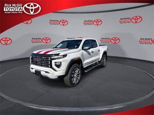 2024 GMC Canyon Denali