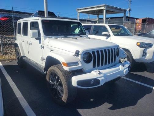 2022 Jeep Wrangler Unlimited Sahara High Altitude
