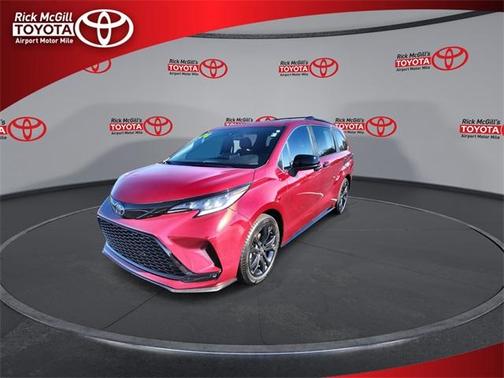 2024 Toyota Sienna XSE 7 Passenger