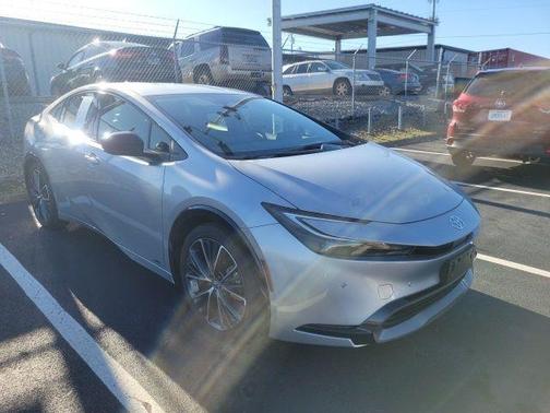 2025 Toyota Prius XLE