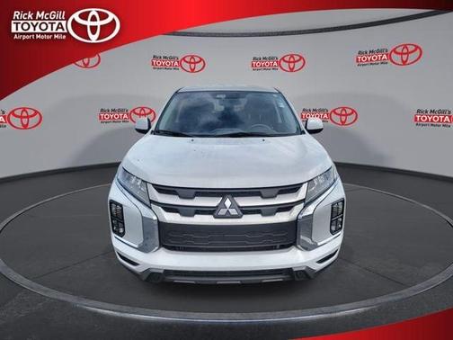 White Diamond 2025 Mitsubishi Outlander Sport 2.0 SE
