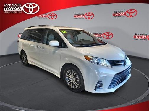 2018 Toyota Sienna XLE Premium