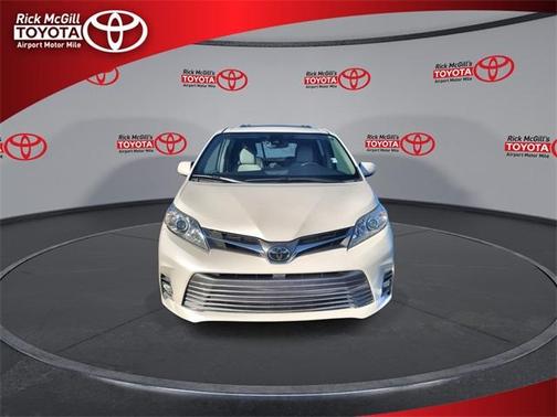 2018 Toyota Sienna XLE Premium