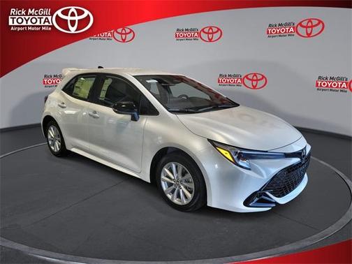 2026 Toyota Corolla Hatchback SE