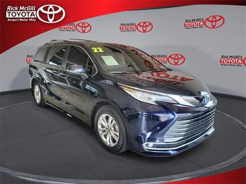 2022 Toyota Sienna Limited