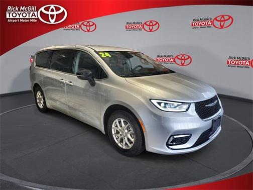 2024 Chrysler Pacifica Touring-L