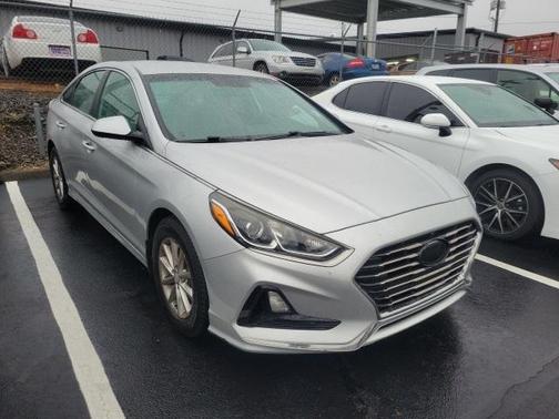 2018 Hyundai SONATA SE