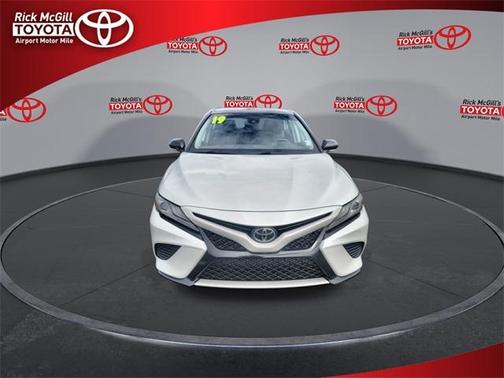 2019 Toyota Camry XSE