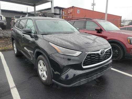 2023 Toyota Highlander L