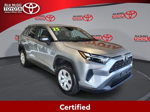 2025 Toyota RAV4 LE