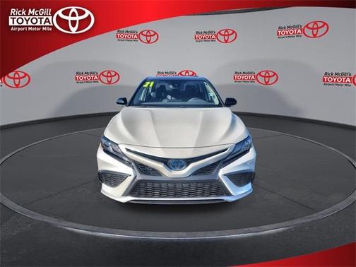 2021 Toyota Camry Hybrid XSE
