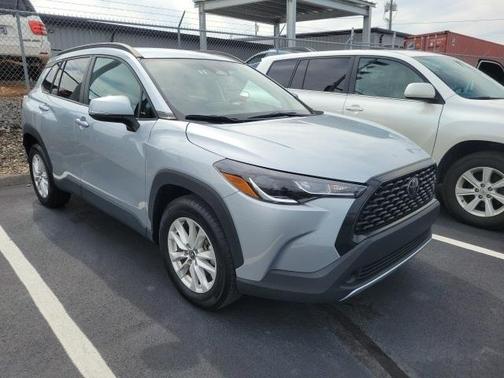 2024 Toyota Corolla Cross LE