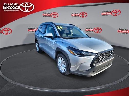 2024 Toyota Corolla Cross LE
