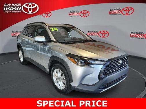 2024 Toyota Corolla Cross LE