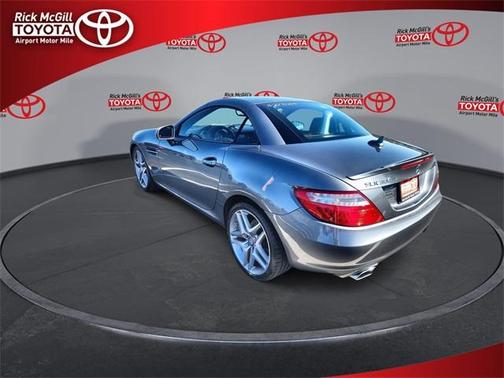 2016 Mercedes-Benz SLK-Class SLK300