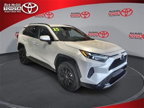 2025 Toyota RAV4 Hybrid SE