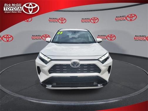 2025 Toyota RAV4 Hybrid SE