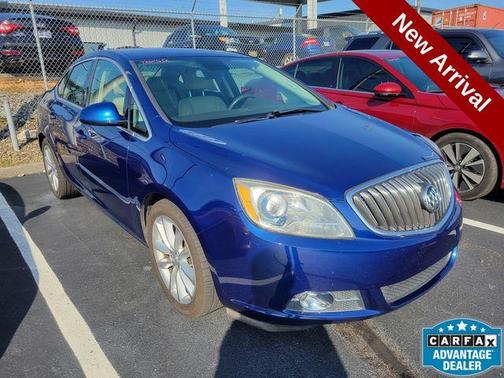 Luxo Blue Metallic 2013 Buick Verano Base